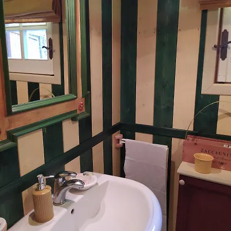 בקתה In Legno קמפו די גי'ובה